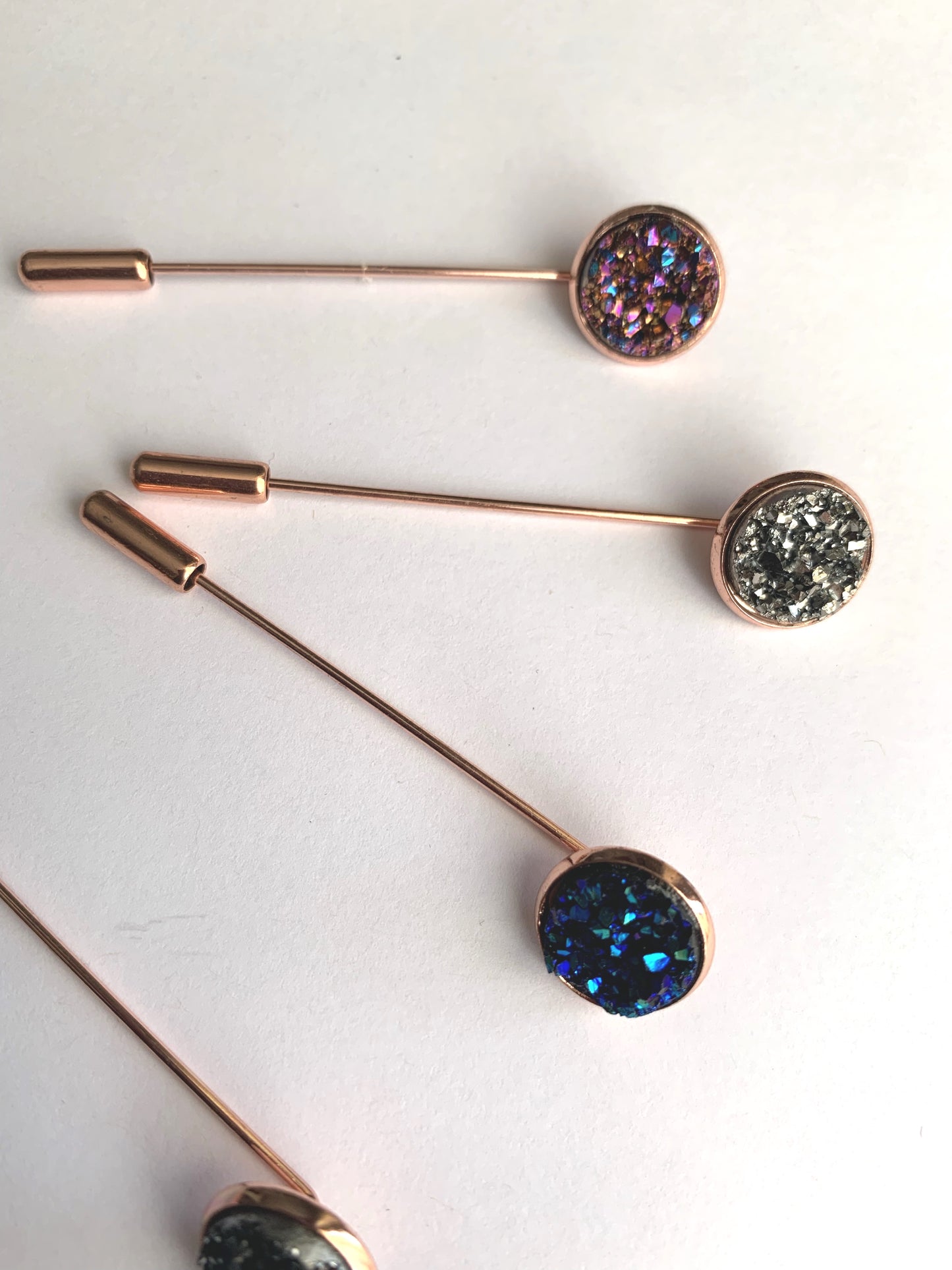 Cluster pins rose gold