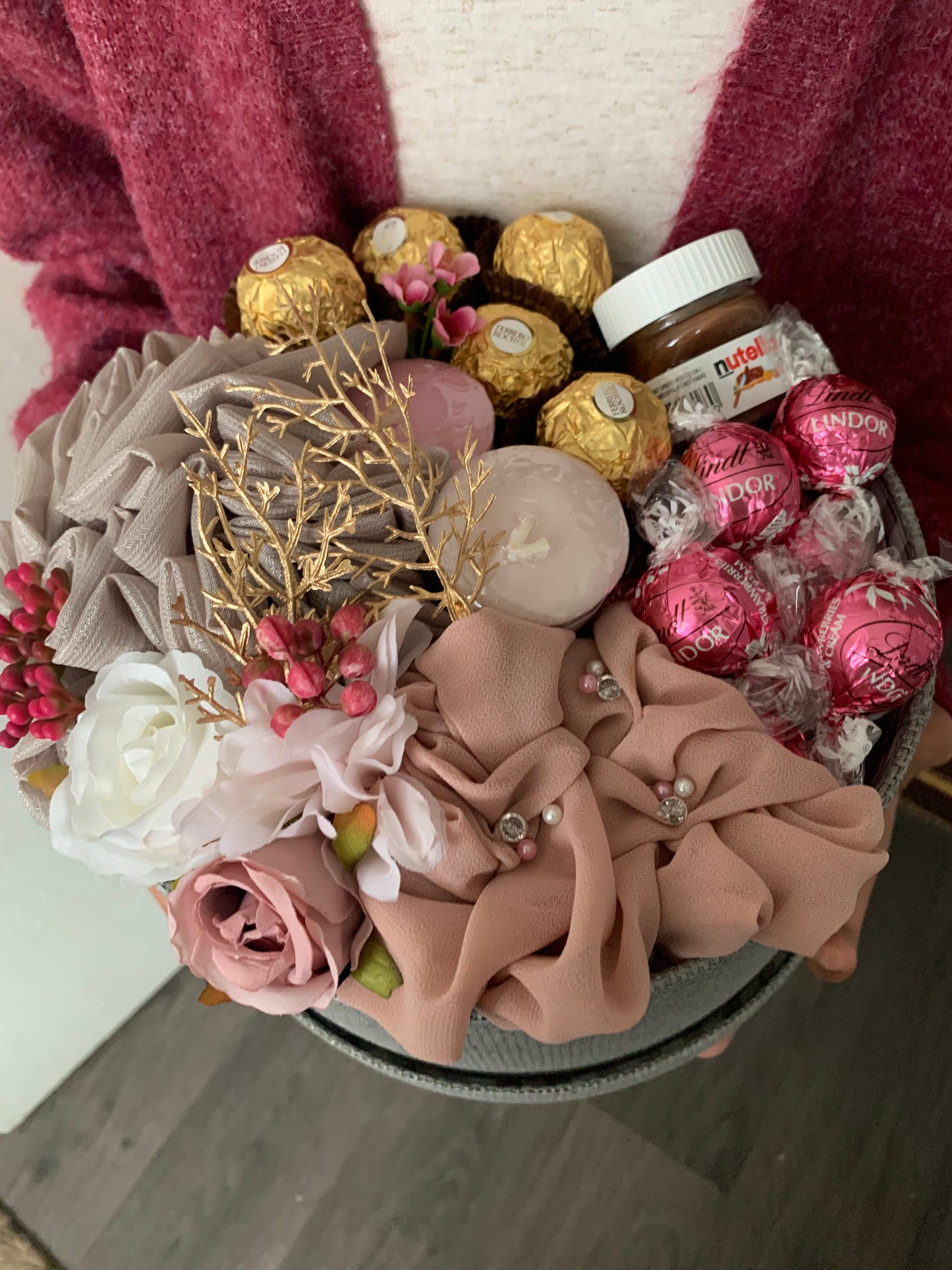 Blush gold box