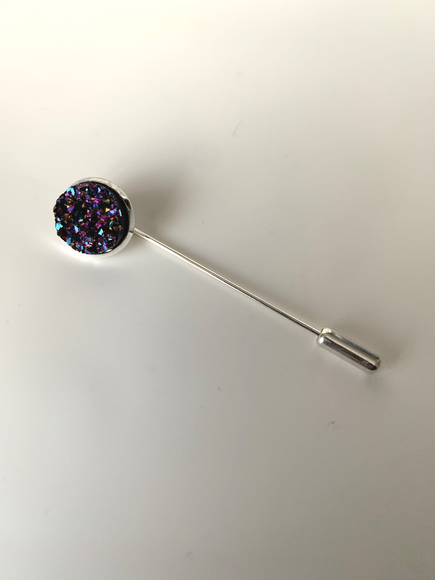 Lapel pin sugar plum