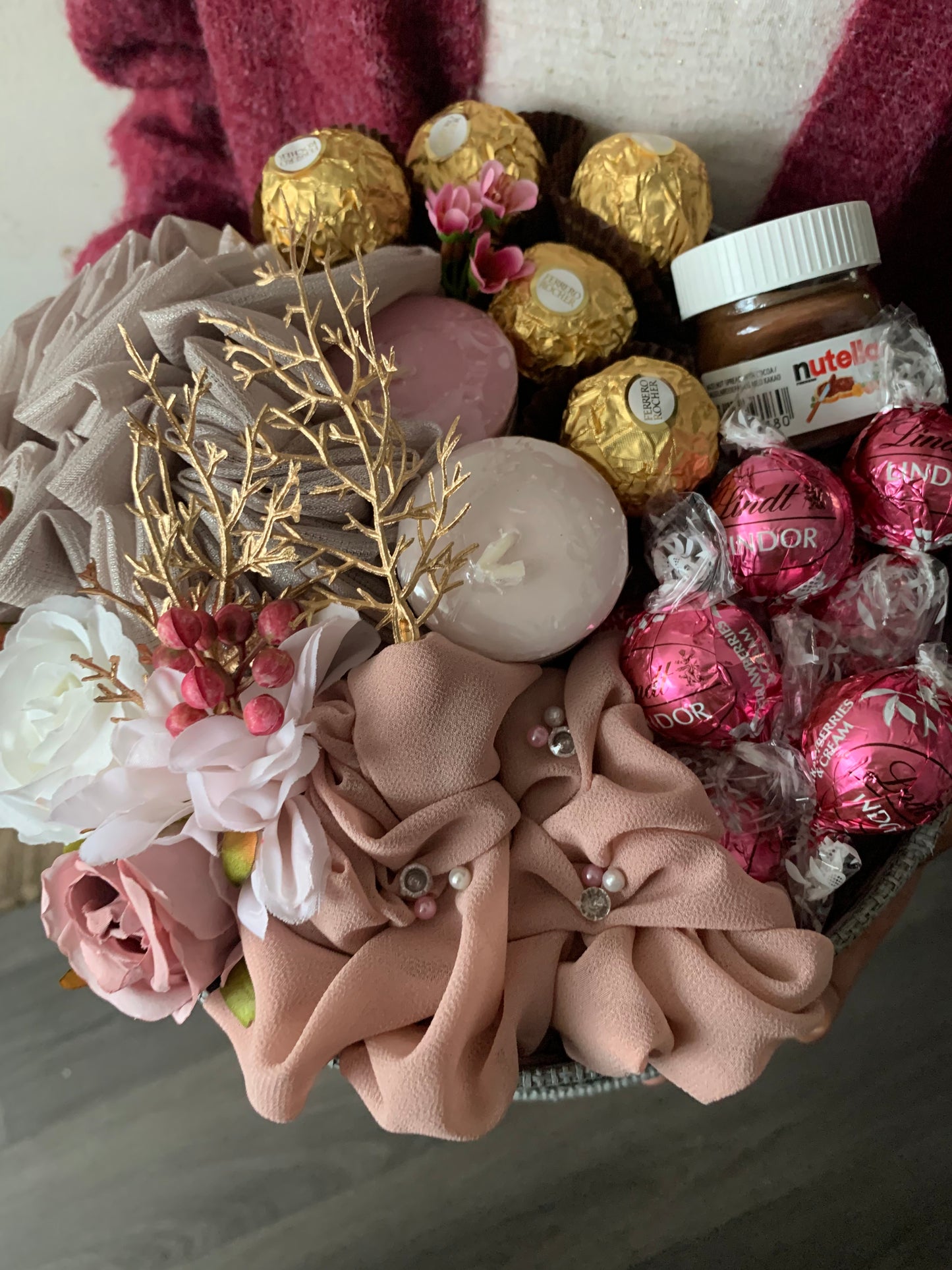 Blush gold box