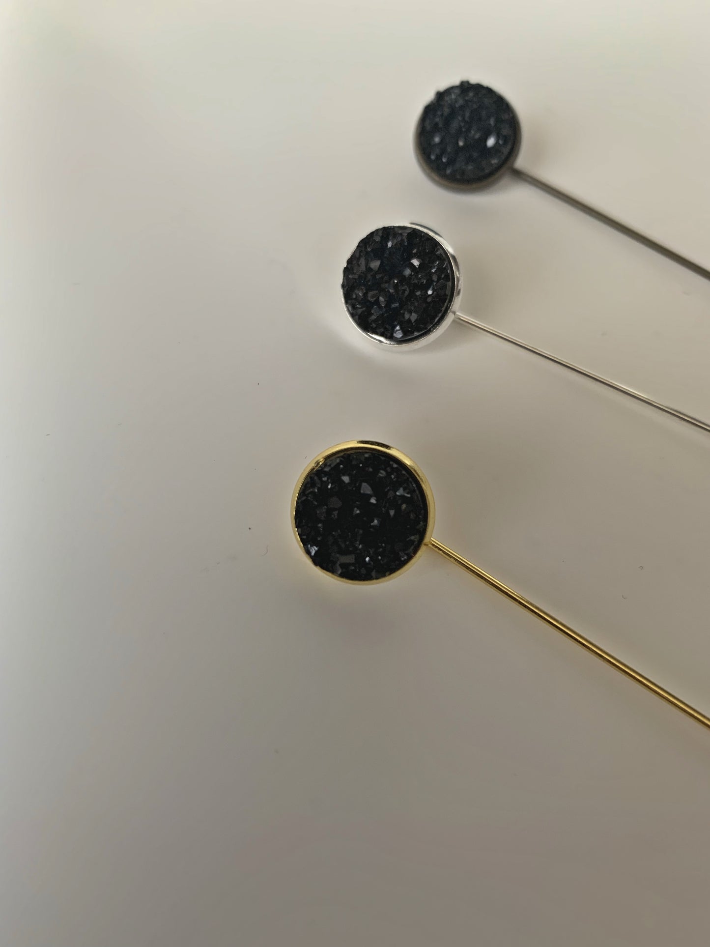 Lapel pin black light