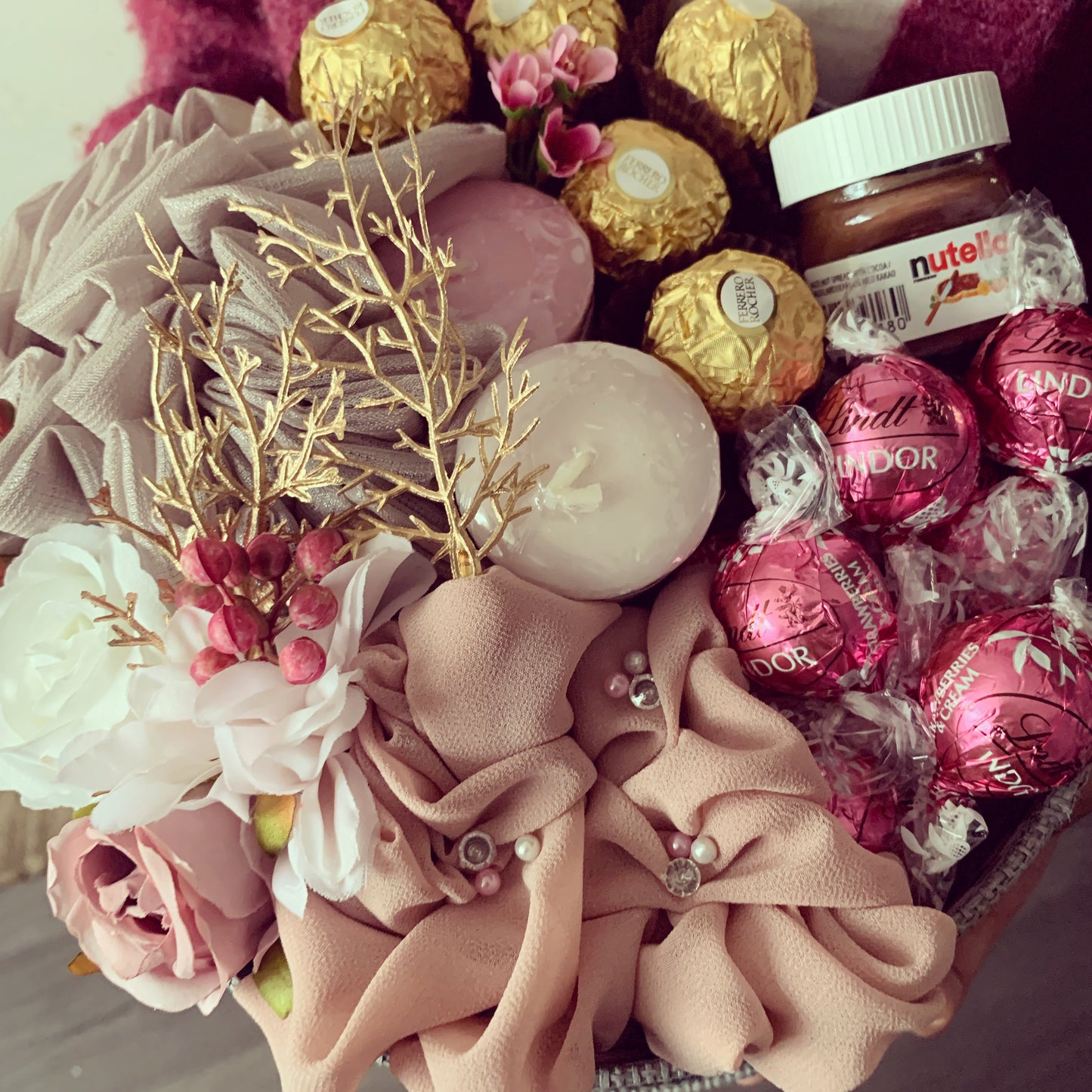 Blush gold box