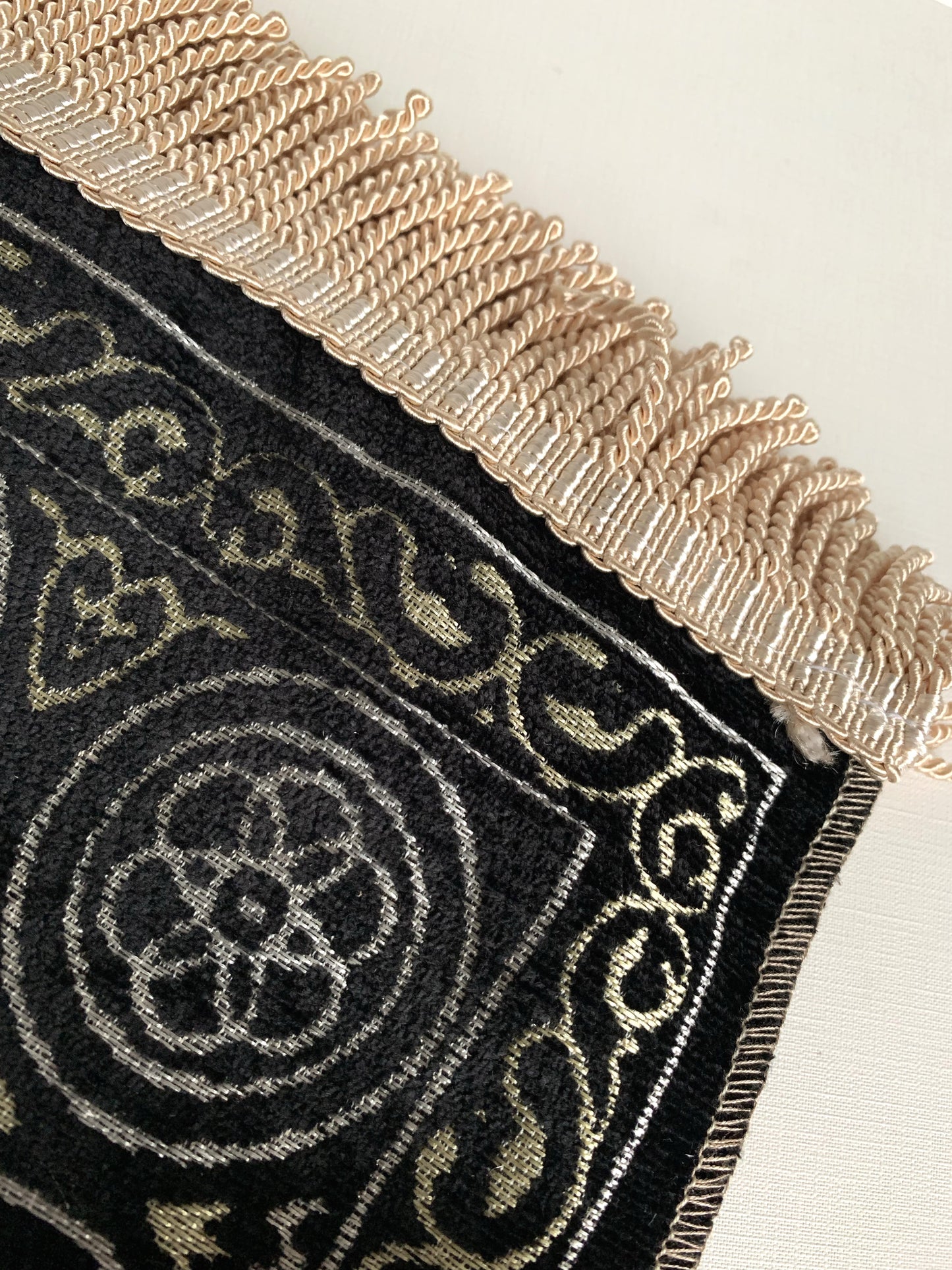 Chenille prayer mat