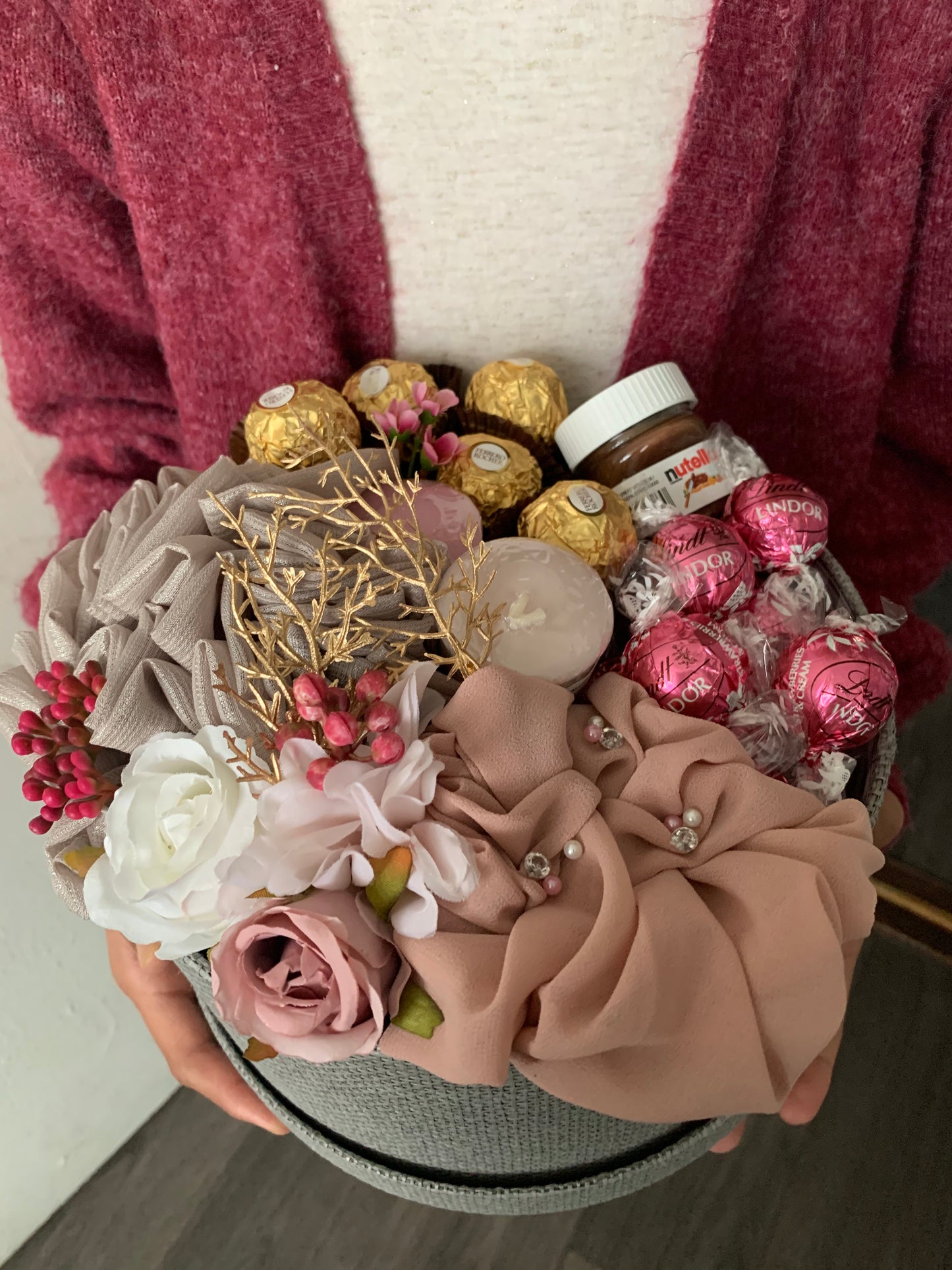 Blush gold box