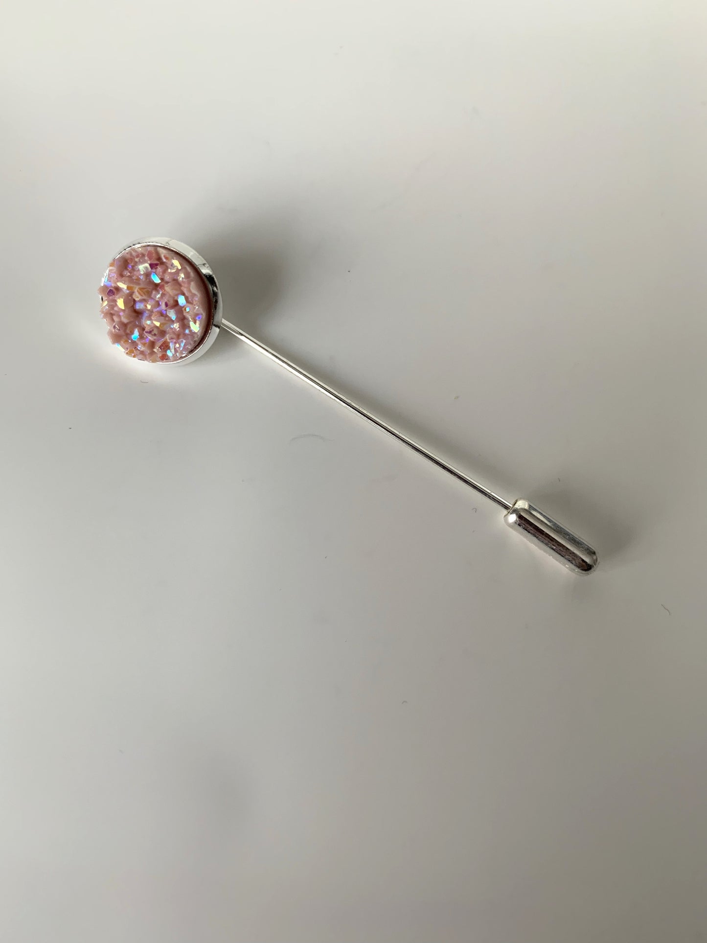 Lapel pin pink smoothie