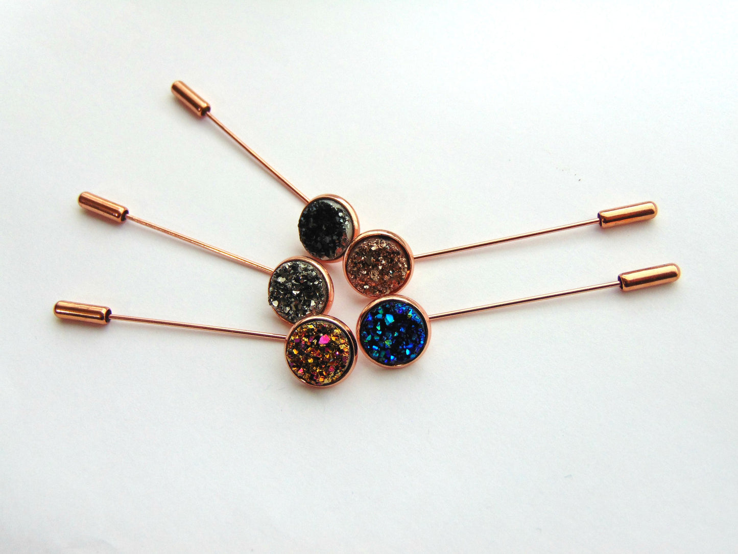 BLACK CABOCHON PIN
