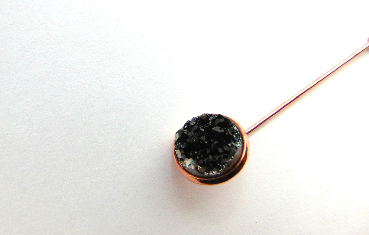 BLACK CABOCHON PIN