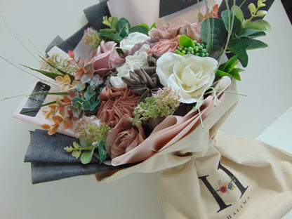 Hijab Bouquet with personalised bag