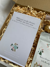 Load image into Gallery viewer, Ramadan gift box with free UK delivery
