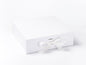 Magnetic box white with ribbon
